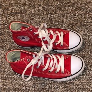 Red High tip converse